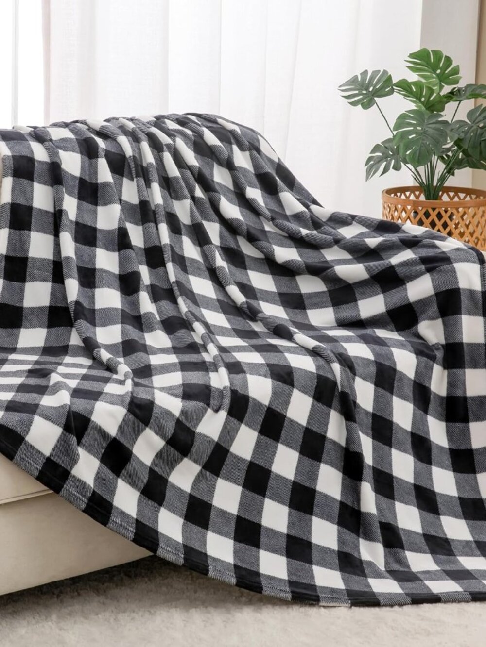 Plaid Fleece Throw Blanket for Couch, Black & White Checkered Flannel Blanket, C